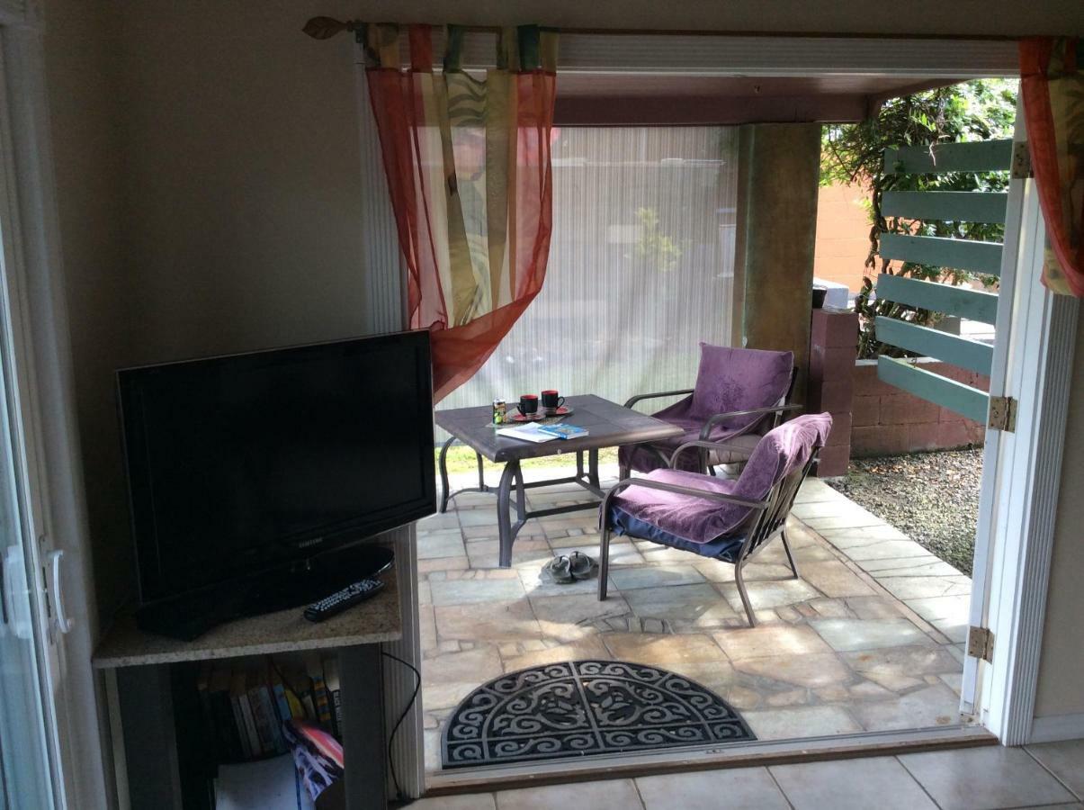 Mediteranean Style Ohana Rental / Garden Bungalow In Pahoa Honolulu Landing Buitenkant foto