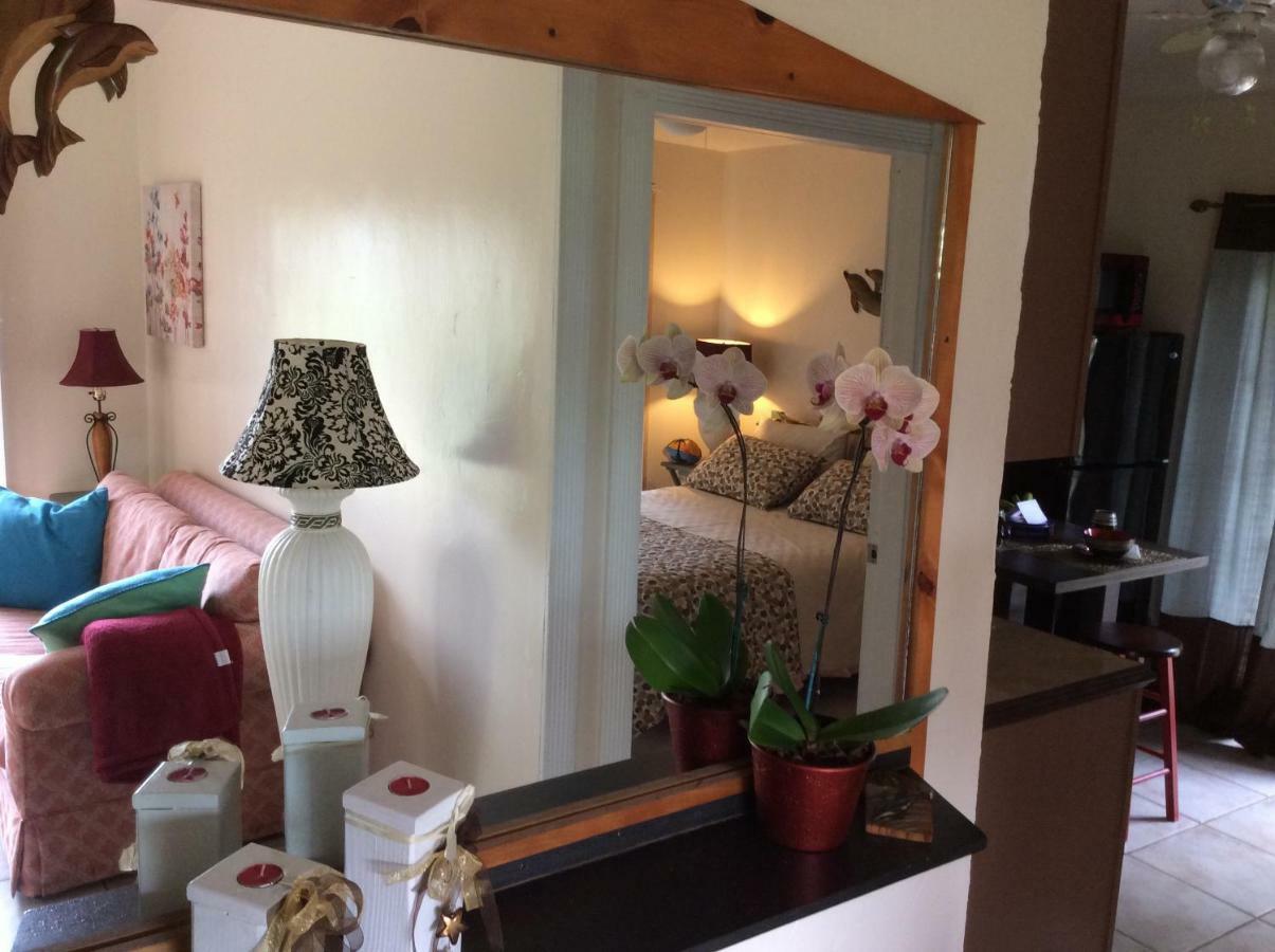 Mediteranean Style Ohana Rental / Garden Bungalow In Pahoa Honolulu Landing Buitenkant foto